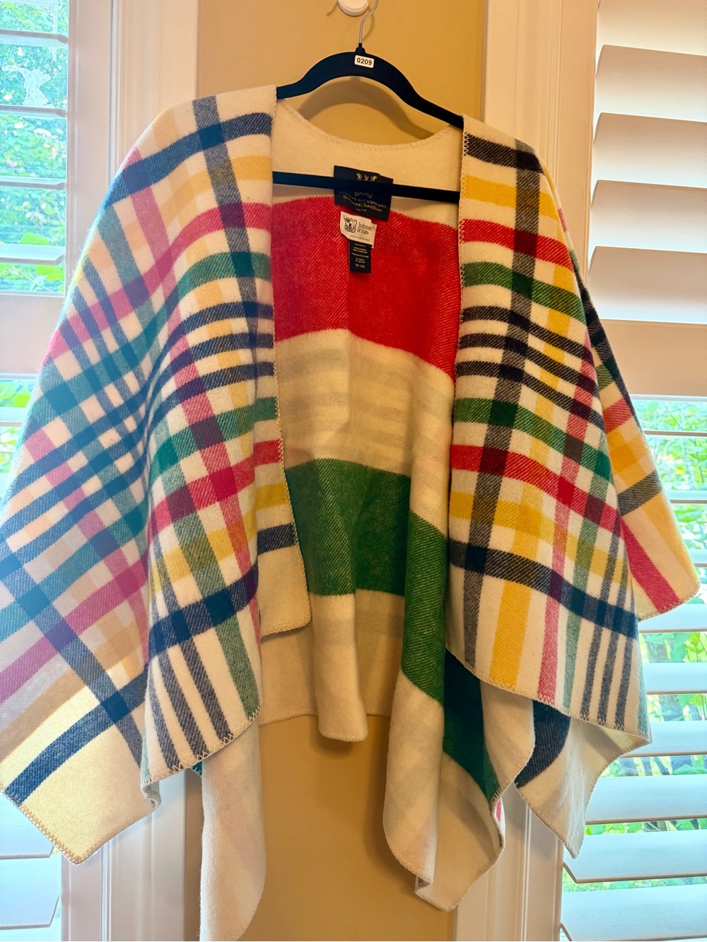 Hudson's Bay Co. and Johnston's of Elgin 100% Wool Ruana/Wrap